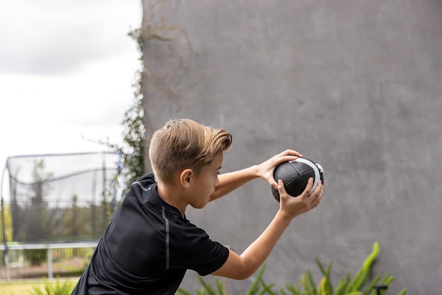 imageSKLZ PassNCatch Solo Practice Football Black